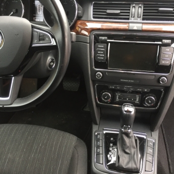 Škoda Superb Kombi 2.0 TDi automat 4x4 - foto č. 4