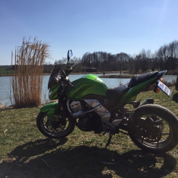 Kawasaki Z750 - foto č. 2