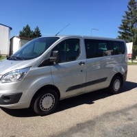 Pronájem minibusu Ford Transit Custom 9-míst